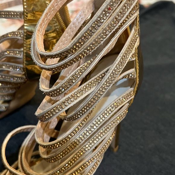 Woman High Stiletto Heel Dress Gladiator Peep Toe Sandals Gold size 8 - Picture 3 of 9